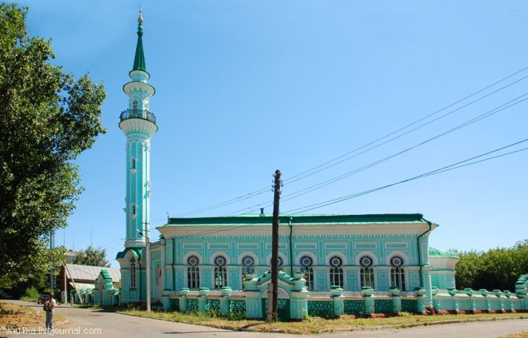Восточная красавица (мечети Казани)