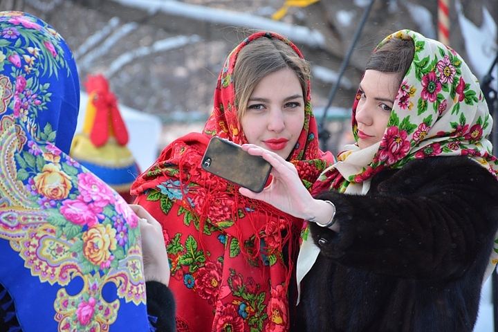 В ГОСТЯХ У МАСЛЕНИЦЫ В УЕЗДНОМ ГОРОДЕ ЛАИШЕВО