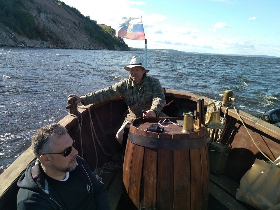 Речная прогулка