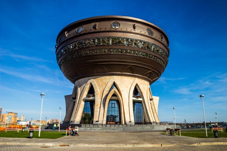Обзорная по городу с посещением Казанского кремля