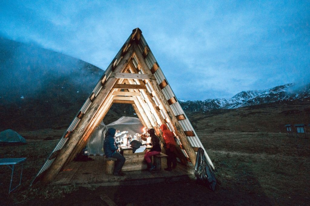 Бзерпинский карниз