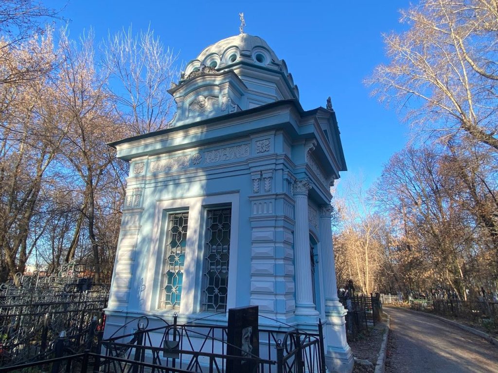Арское кладбище: лица ушедших эпох